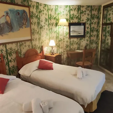 Apartment Seaside Escape In